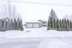 37 Morley Avenue  Mitchell, MB R5G 1H8