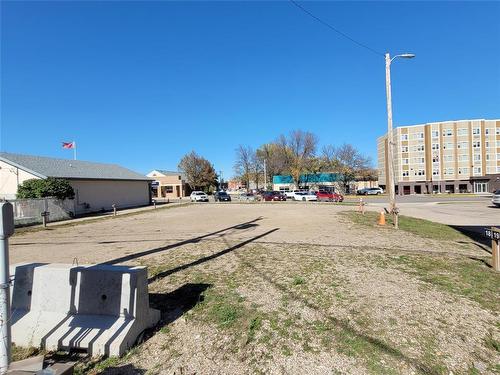 parking lot behind the building - 287 Hamilton Street, Neepawa, MB 