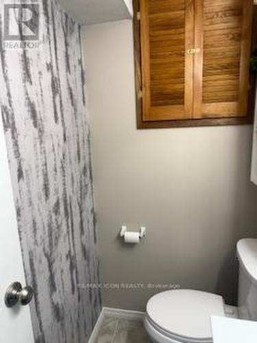 55 Gracefield Crescent, Kitchener, ON - Indoor Photo Showing Bathroom