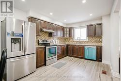 15 HEATHERSIDE COURT  Brampton, ON L6S 1N9