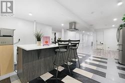 LOWER FLOOR ISLAND - 