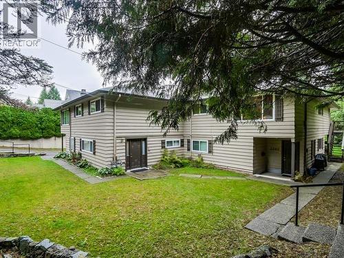3360 HENRY STREET  Port Moody, BC V3H 2K5