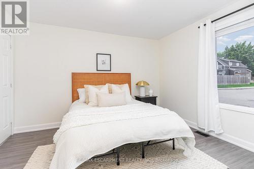 4 Robins Avenue, Hamilton, ON - Indoor Photo Showing Bedroom