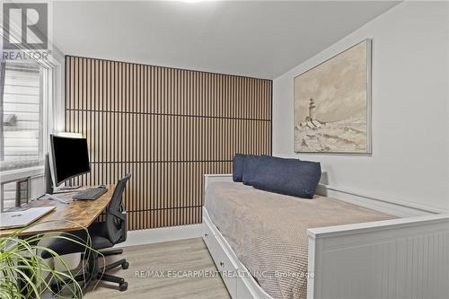 199 Barton Street W, Hamilton, ON - Indoor Photo Showing Office