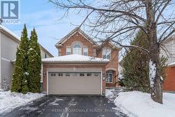 34 CATTERICK CRESCENT  Ottawa, ON K2K 3M5