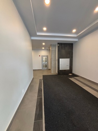 Entrée extérieure - 502-50 Rue D'Ambre, Candiac, QC - Indoor Photo Showing Other Room