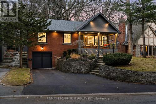 759 SHADELAND AVENUE  Burlington, ON L7T 2M2