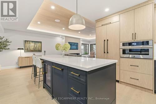 759 Shadeland Avenue, Burlington, ON - Indoor Photo Showing Kitchen