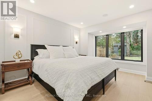 759 Shadeland Avenue, Burlington, ON - Indoor Photo Showing Bedroom
