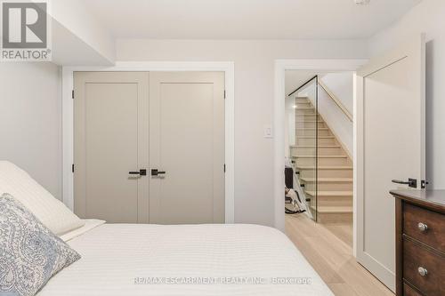 759 Shadeland Avenue, Burlington, ON - Indoor Photo Showing Bedroom