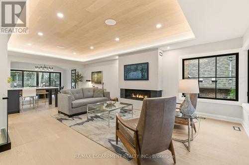 759 Shadeland Avenue, Burlington, ON - Indoor Photo Showing Living Room With Fireplace