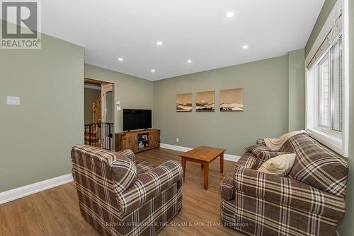 59 Birchbank Crescent, Ottawa, ON - Indoor