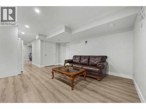 245 Adventure Road, Kelowna, BC - Indoor