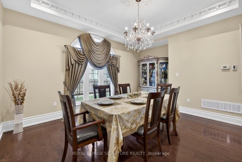 26 Alai Circle, Markham, ON - Indoor Photo Showing Dining Room
