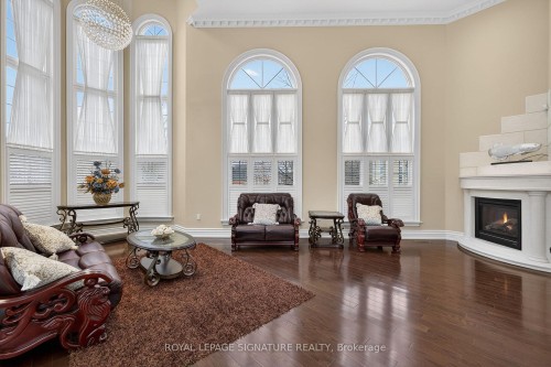 26 Alai Circle, Markham, ON - Indoor Photo Showing Living Room With Fireplace