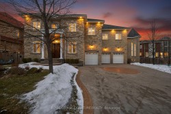 26 Alai Circle  Markham, ON L3R 1E2