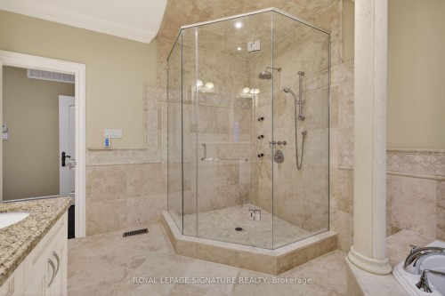26 Alai Circle, Markham, ON - Indoor Photo Showing Bathroom