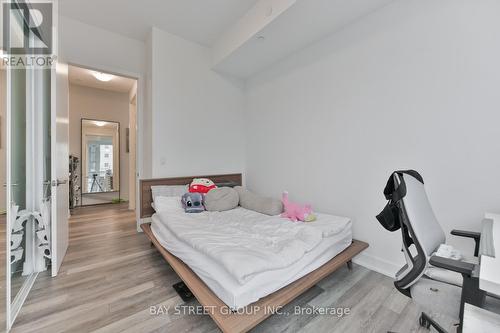 Lph04 - 5180 Yonge Street, Toronto, ON - Indoor Photo Showing Bedroom