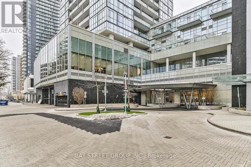 Lph04 - 5180 Yonge Street, Toronto, ON - Outdoor