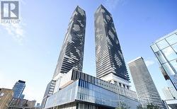 5010 - 55 COOPER STREET  Toronto, ON M5E 0G1