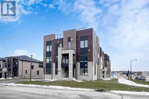 38 FREEMAN WILLIAMS STREET  Markham, ON L6C 3M8