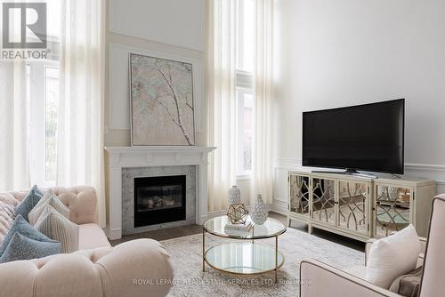 3310 TIMELESS DRIVE  Oakville, ON L6L 6V4