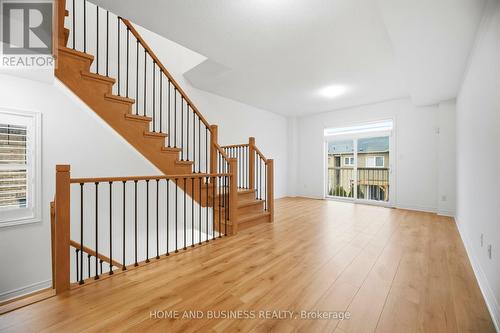 29 - 2410 Woodstock Trail, Oakville, ON - Indoor Photo Showing Other Room