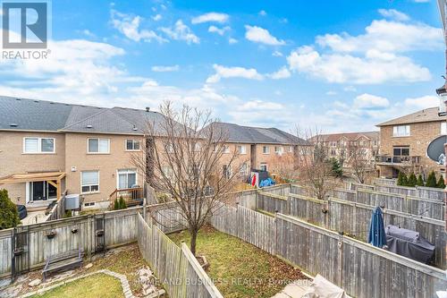 29 - 2410 Woodstock Trail, Oakville, ON - Outdoor