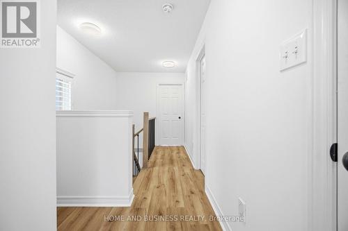 29 - 2410 Woodstock Trail, Oakville, ON - Indoor Photo Showing Other Room