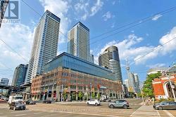 1001 - 17 BATHURST STREET  Toronto, ON M5V 0N1