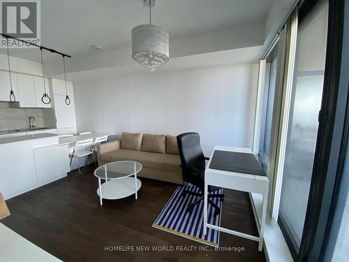 4001 - 5 St. Joseph Street, Toronto, ON - Indoor Photo Showing Kitchen