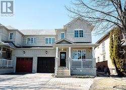384 FLAGSTONE WAY  Newmarket, ON L3X 2R3