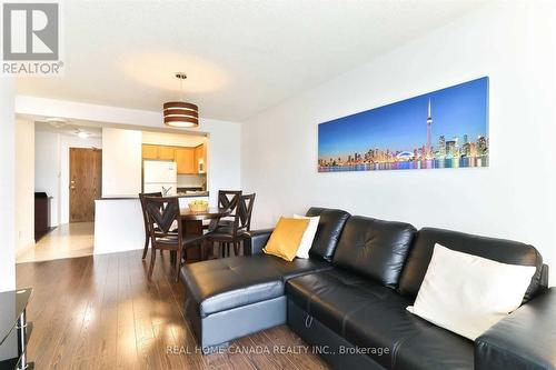 1802 - 4879 Kimbermount Avenue, Mississauga, ON - Indoor Photo Showing Living Room