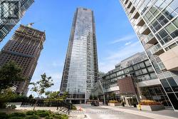 309 - 2916 HIGHWAY 7  Vaughan, ON L4K 0K6