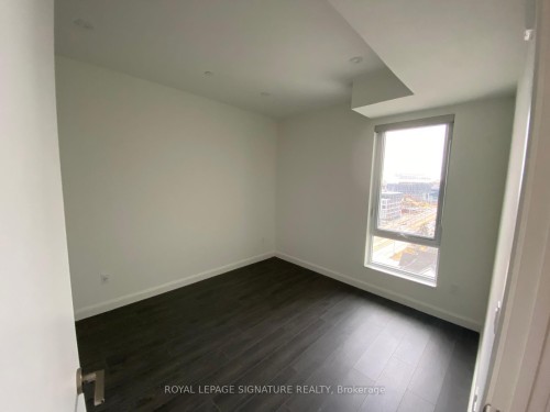 806-741 King Street W, Kitchener, ON - Indoor Photo Showing Other Room