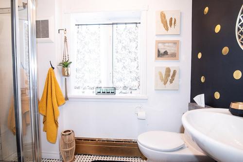 Bathroom - 626 Boul. Hébert, Saint-Pascal, QC - Indoor Photo Showing Bathroom