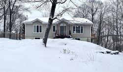17 Rue Alta Ridge  Cantley, QC J8V 3B2