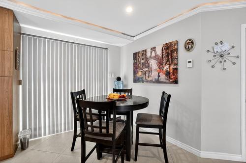Dining room - 4 Rue De Lisieux, Blainville, QC - Indoor Photo Showing Dining Room