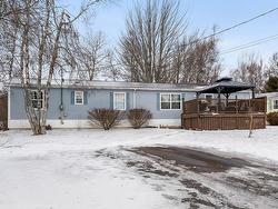 16 Kimberly Court  Amherst, NS B4H 0B8