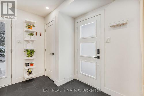 224 Wilshire Avenue, Ottawa, ON - Indoor Photo Showing Other Room