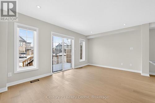 157 South Creek Drive, Kitchener, ON - Indoor Photo Showing Other Room