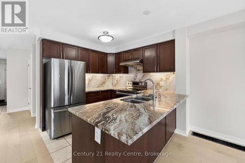 157 South Creek Drive, Kitchener, ON - Indoor Photo Showing Kitchen With Stainless Steel Kitchen With Double Sink With Upgraded Kitchen