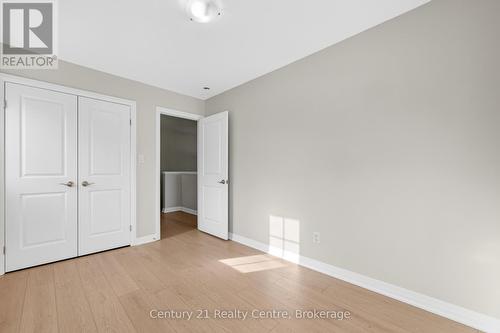 157 South Creek Drive, Kitchener, ON - Indoor Photo Showing Other Room