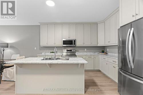 67 Briarhill Road, Huron East (Seaforth), ON - Indoor Photo Showing Kitchen