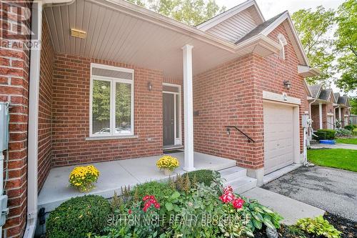 7 - 384 Head Street N, Strathroy-Caradoc (Ne), ON - Outdoor With Exterior