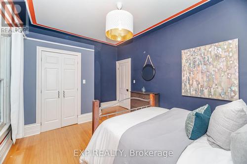 51 Chapel Street, Brampton, ON - Indoor Photo Showing Bedroom