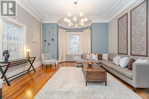 51 Chapel Street, Brampton, ON - Indoor Photo Showing Other Room