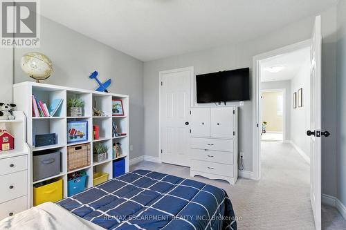 2 Caledonia Avenue, Haldimand, ON - Indoor Photo Showing Bedroom