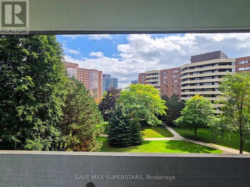 501 - 50 Baif Boulevard, Richmond Hill, ON - Outdoor