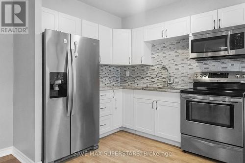 501 - 50 Baif Boulevard, Richmond Hill, ON - Indoor Photo Showing Kitchen With Upgraded Kitchen